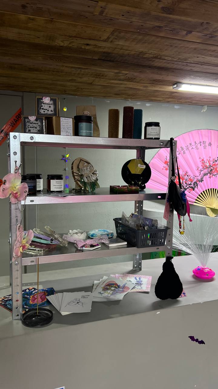 Полка для мастеров